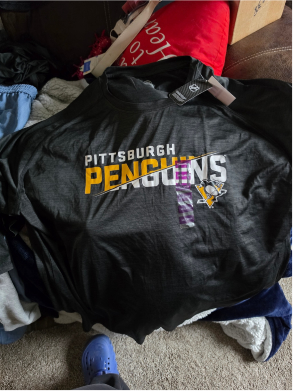 Pittsburgh Penguins NHL Black Performance T-Shirt New With Tags